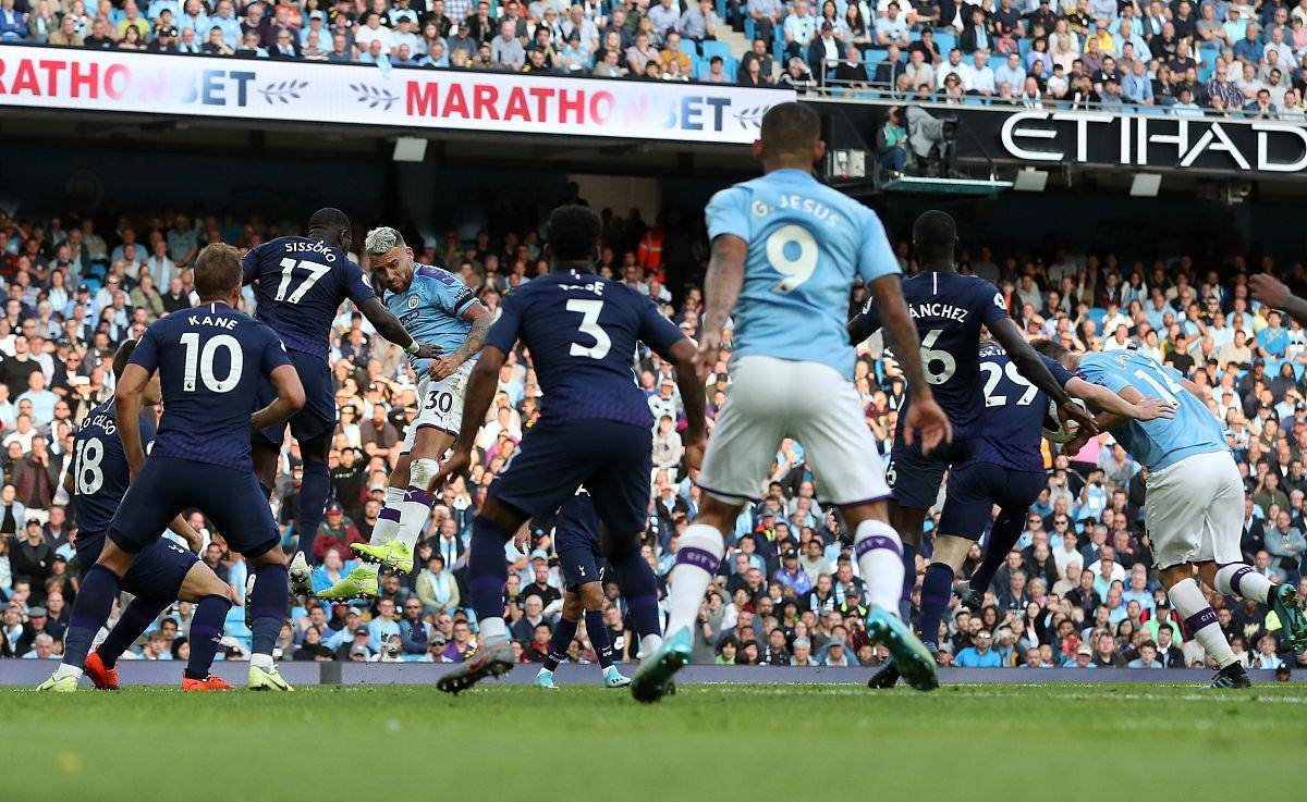 开云体育平台APP-关于曼城历史性晋级，英超劲旅豪强霸气登顶的信息