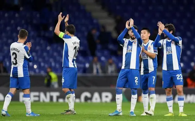 包含莱加内斯主场告捷，实现反超的词条