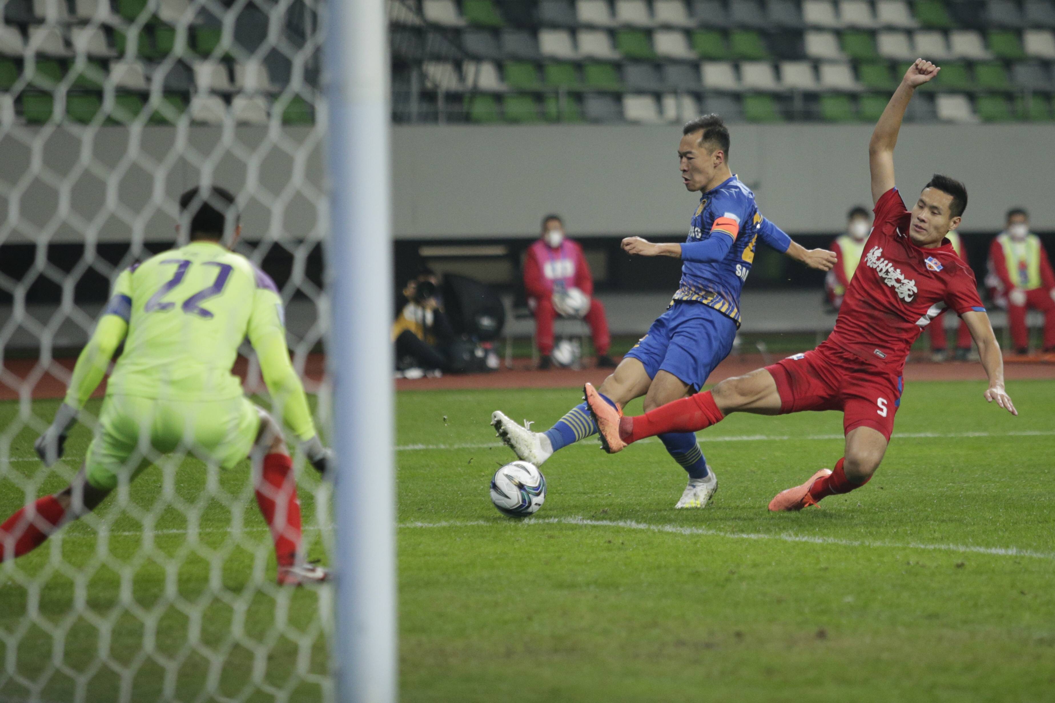 包含江苏苏宁再胜对手，势如破竹的词条