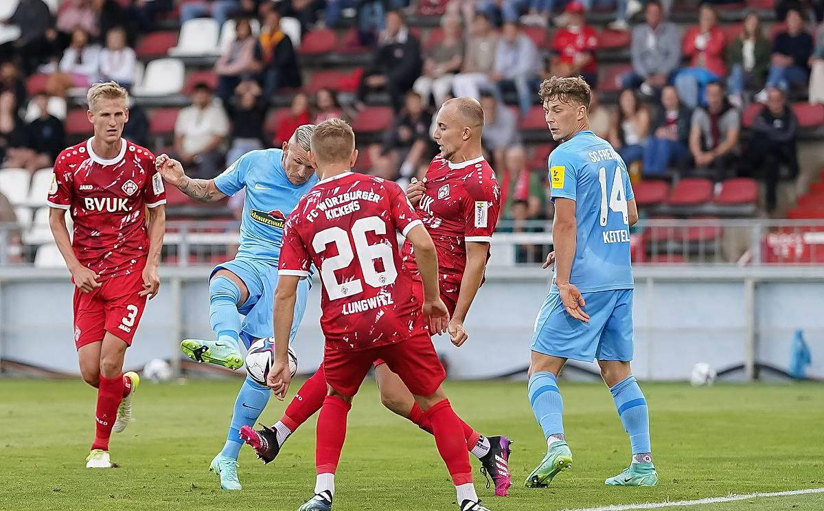 关于贝尔格莱德红星足球队崭露头角,晋级前景一片光明!的信息 关于贝尔格莱德红星足球队崭露头角,晋级前景一片光明!的信息