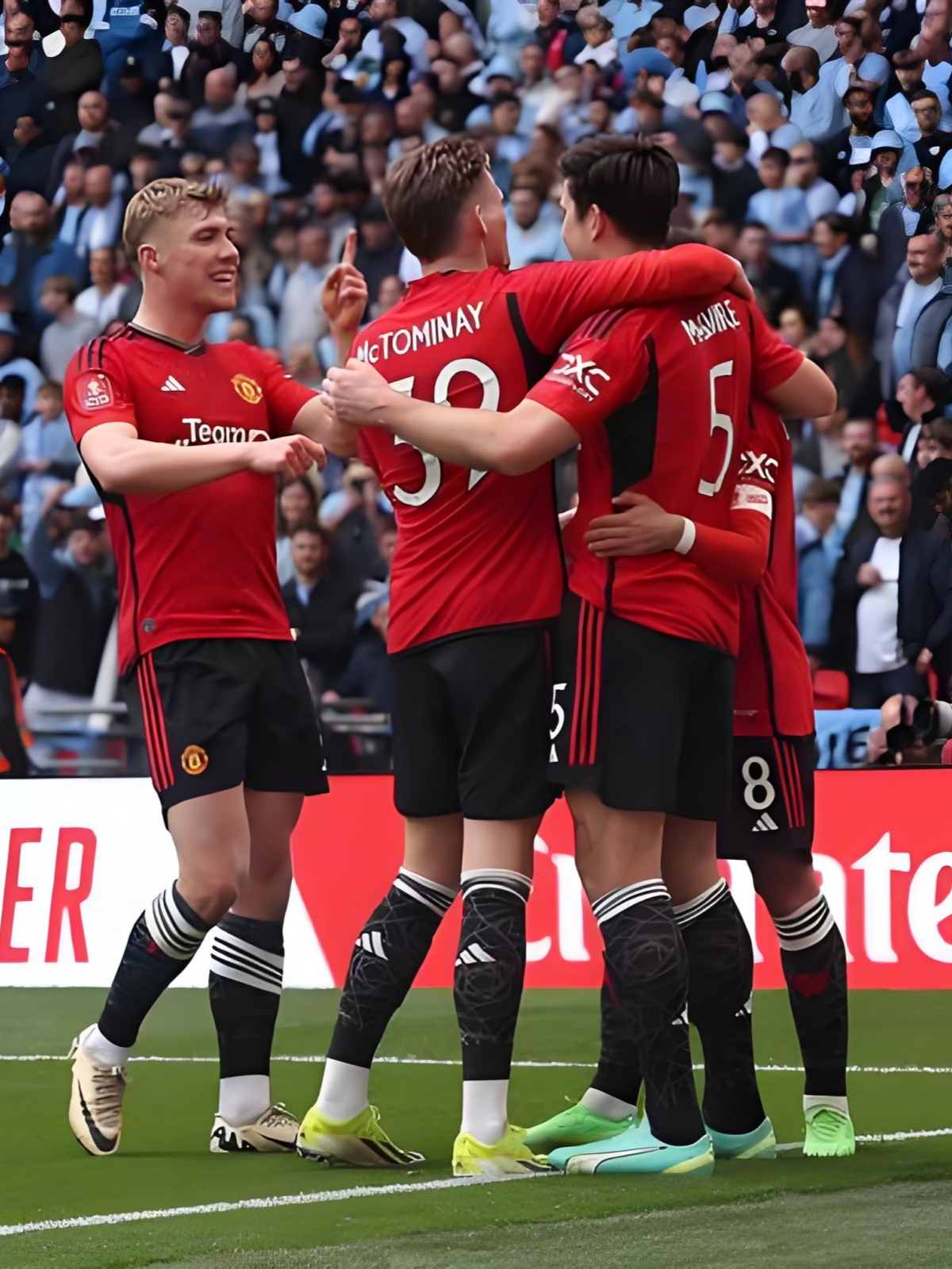 曼联战绩稳固，斯托克城虎视眈眈的简单介绍