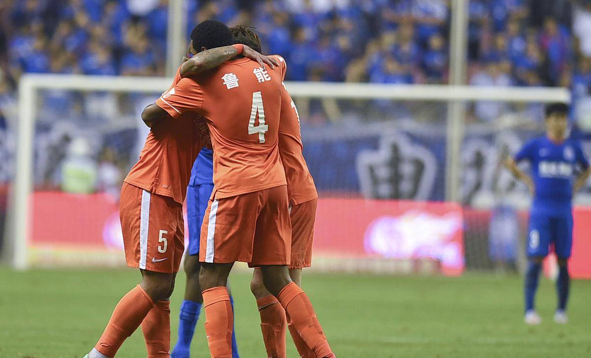 开云下载-佳兆业客负鲁能，战绩出现下滑的简单介绍