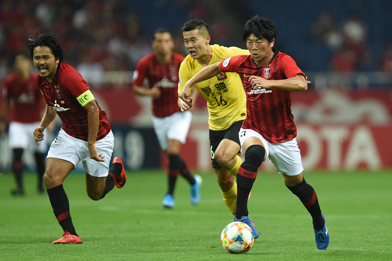 佳兆业客负鲁能，战绩出现下滑的简单介绍