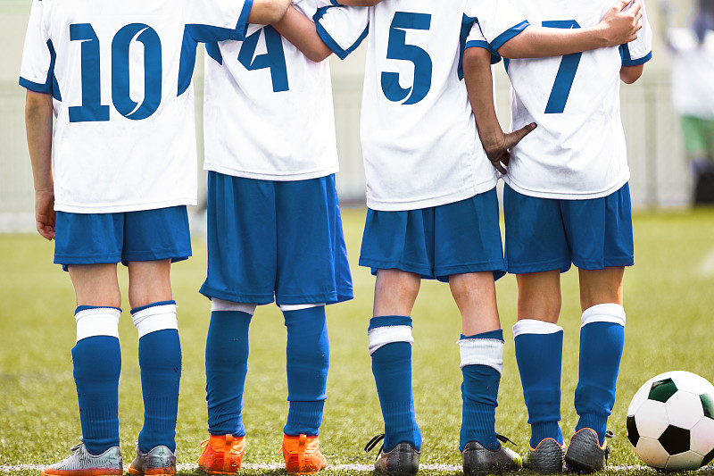 国际足球比赛中球队的团结合作