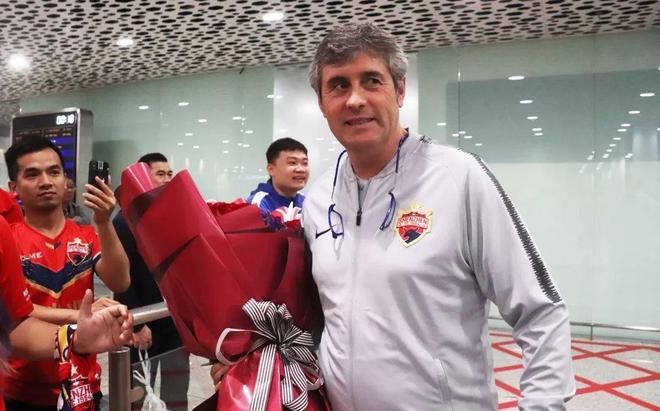 关于深圳佳兆业客场大胜，保级前景乐观的信息