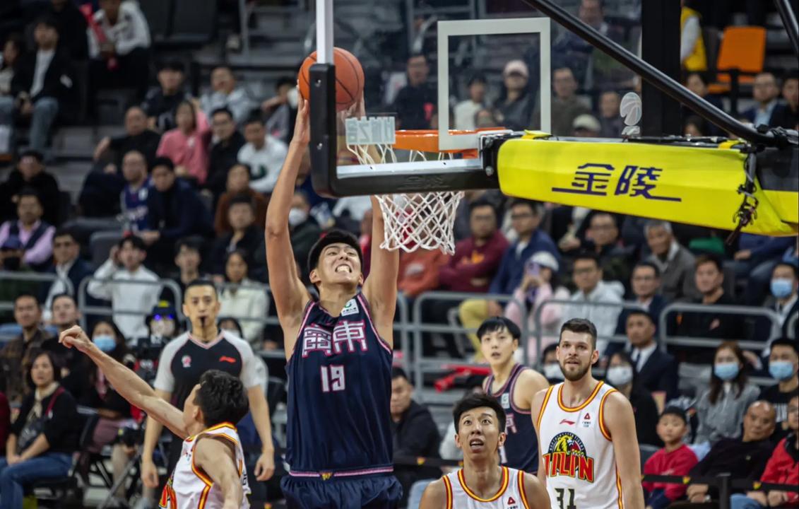 开云APP-广东宏远队在比赛中展现出身体素质的优势的简单介绍