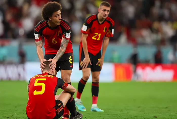 开云下载-荷兰翻盘摩洛哥，库尔图瓦扛起全队