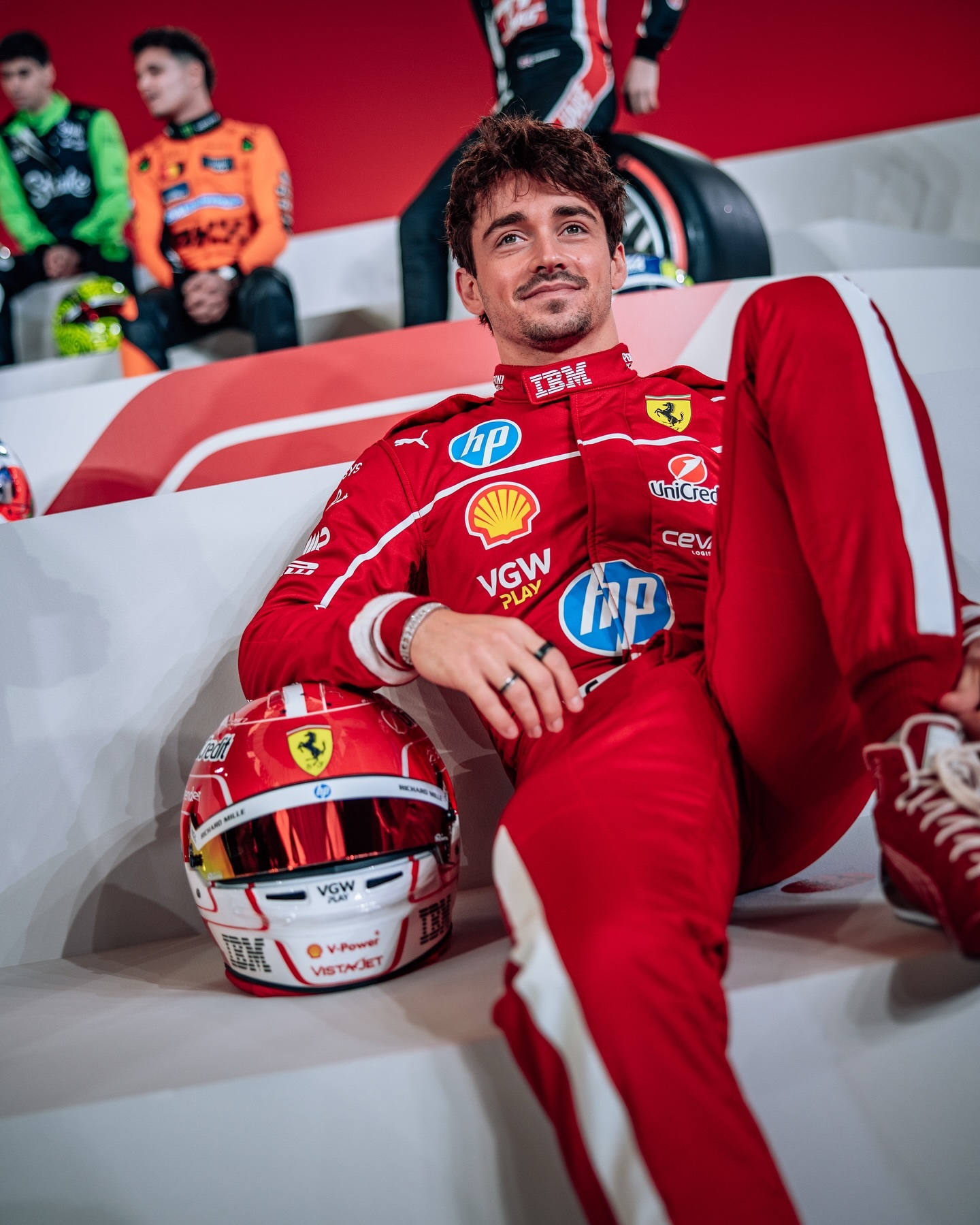 开云体育在线-包含阿斯顿马丁险胜梅赛德斯，汉密尔顿带队取胜的词条