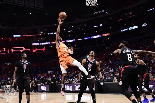 开云体育登录-新疆队横扫深圳队，保罗扛起全队