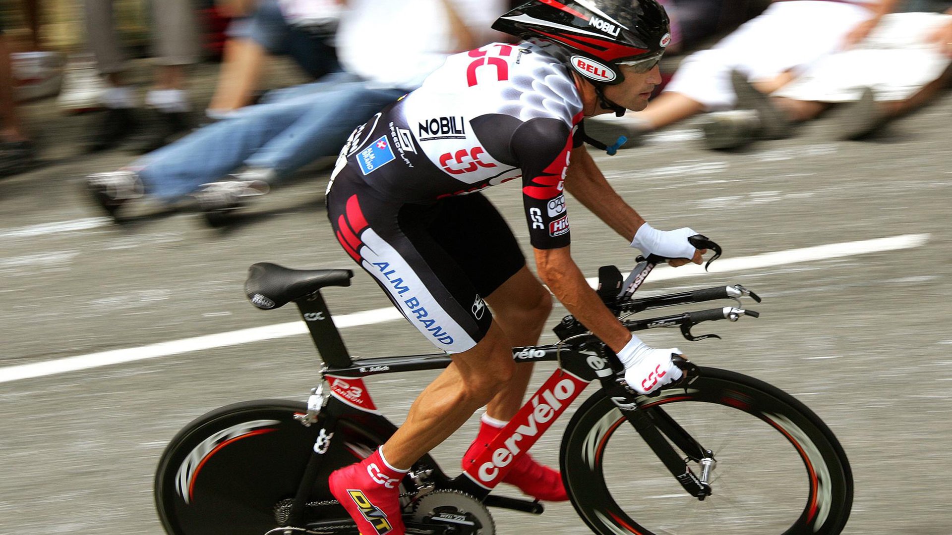 毕尔巴鄂的战术交响，帕尔默末节接管，墨西哥在节奏中迷失